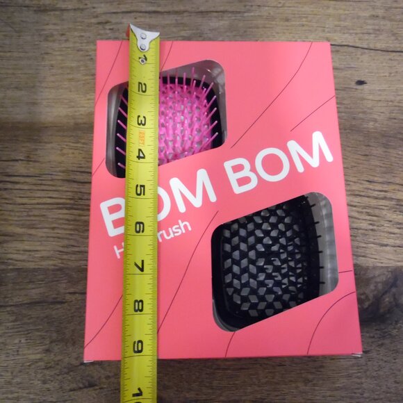 BOM-BOM by Luli Hairbrush set makes hairbrushing easy thru tangles and snarls - Picture 5 of 6